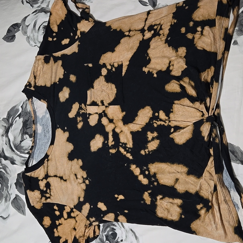 Tee shirt
